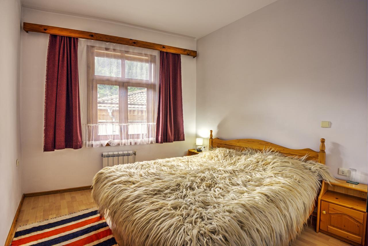 Hotel Kalina Широка-Лыка Экстерьер фото