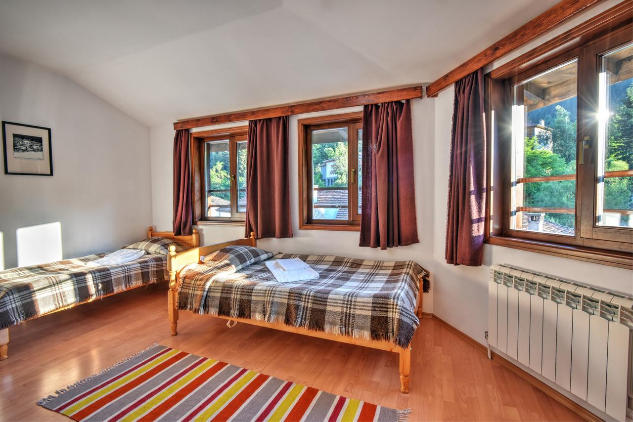 Hotel Kalina Широка-Лыка Экстерьер фото